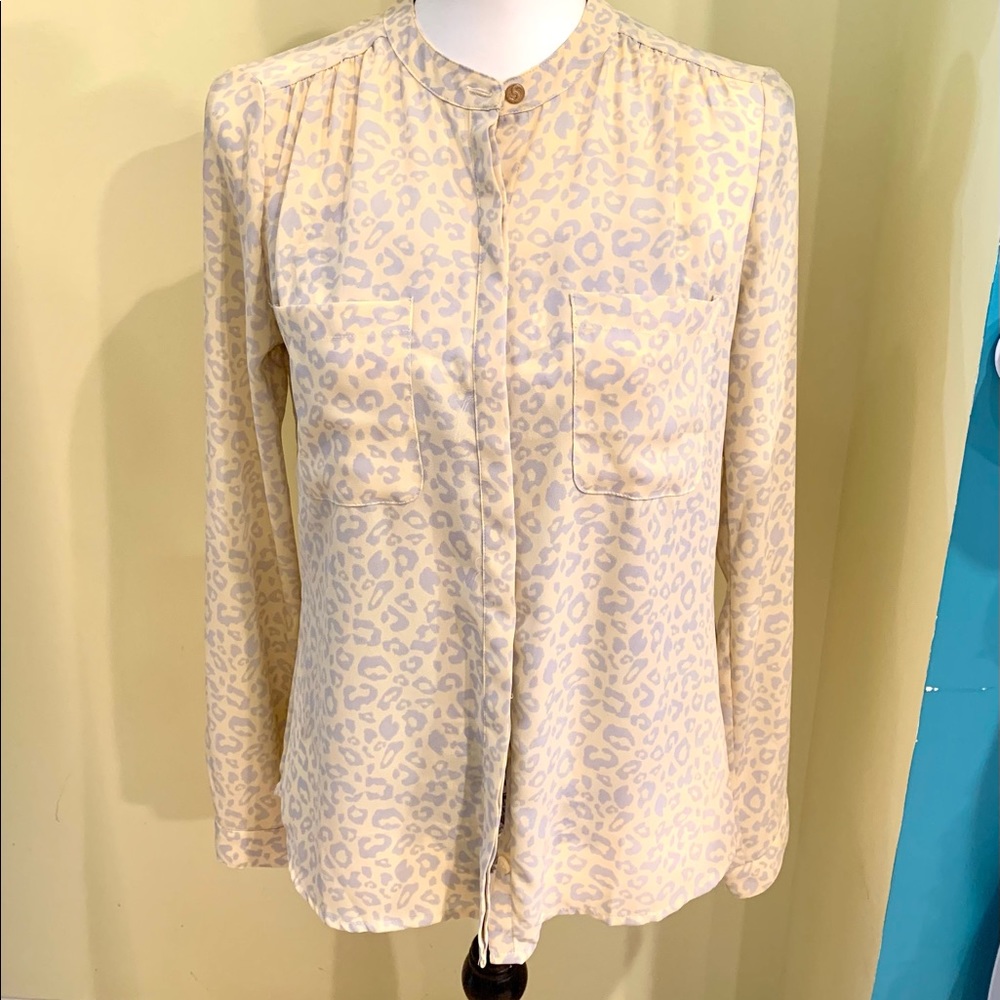 Forever 21 blouse button up